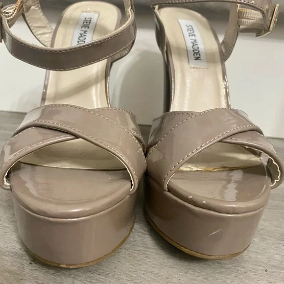 Steve Madden High Heel Sandals - Picture 2 of 3